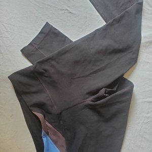 Under Armor All Season Gear Capri Crop Legging